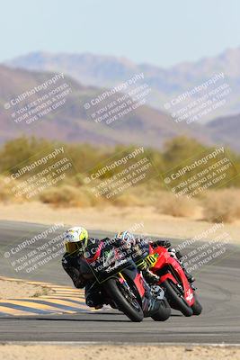 media/Mar-21-2025-CVMA Friday Practice (Fri) [[30cd4fe323]]/5-Racer 4/Session 3 (Turn 10)/